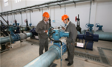 管道伸缩器的安装