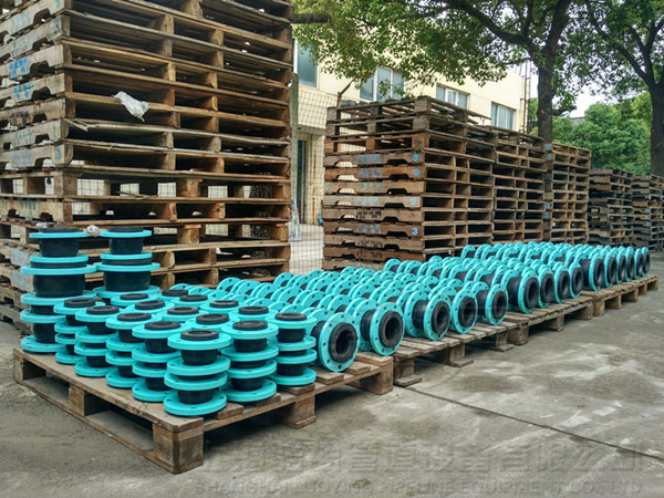 怎么防止法兰式橡胶接头漏水？